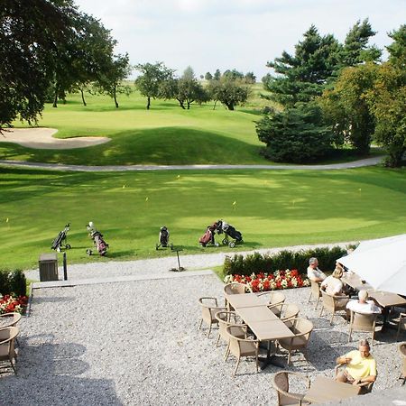 Hotel Golf De Pierpont Bons Villers Exterior foto